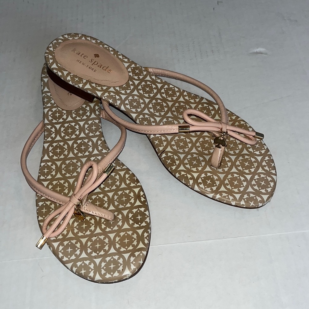 KATE SPADE Rose Pink Leather Bow Gold Charm Flip Flops Thongs Sandals